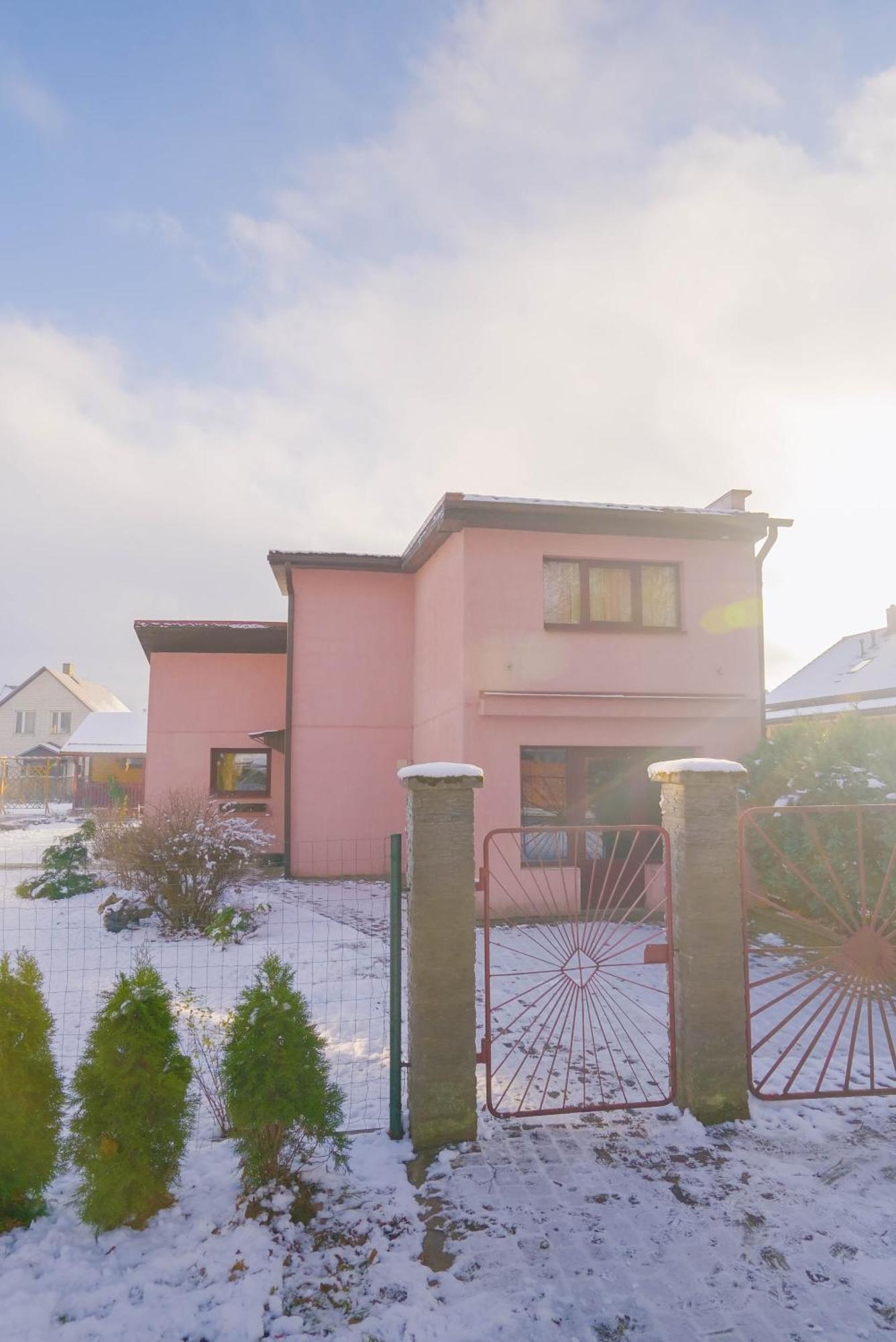 Getaway House Near Arboretum Botanical Garden Ogre Exterior photo