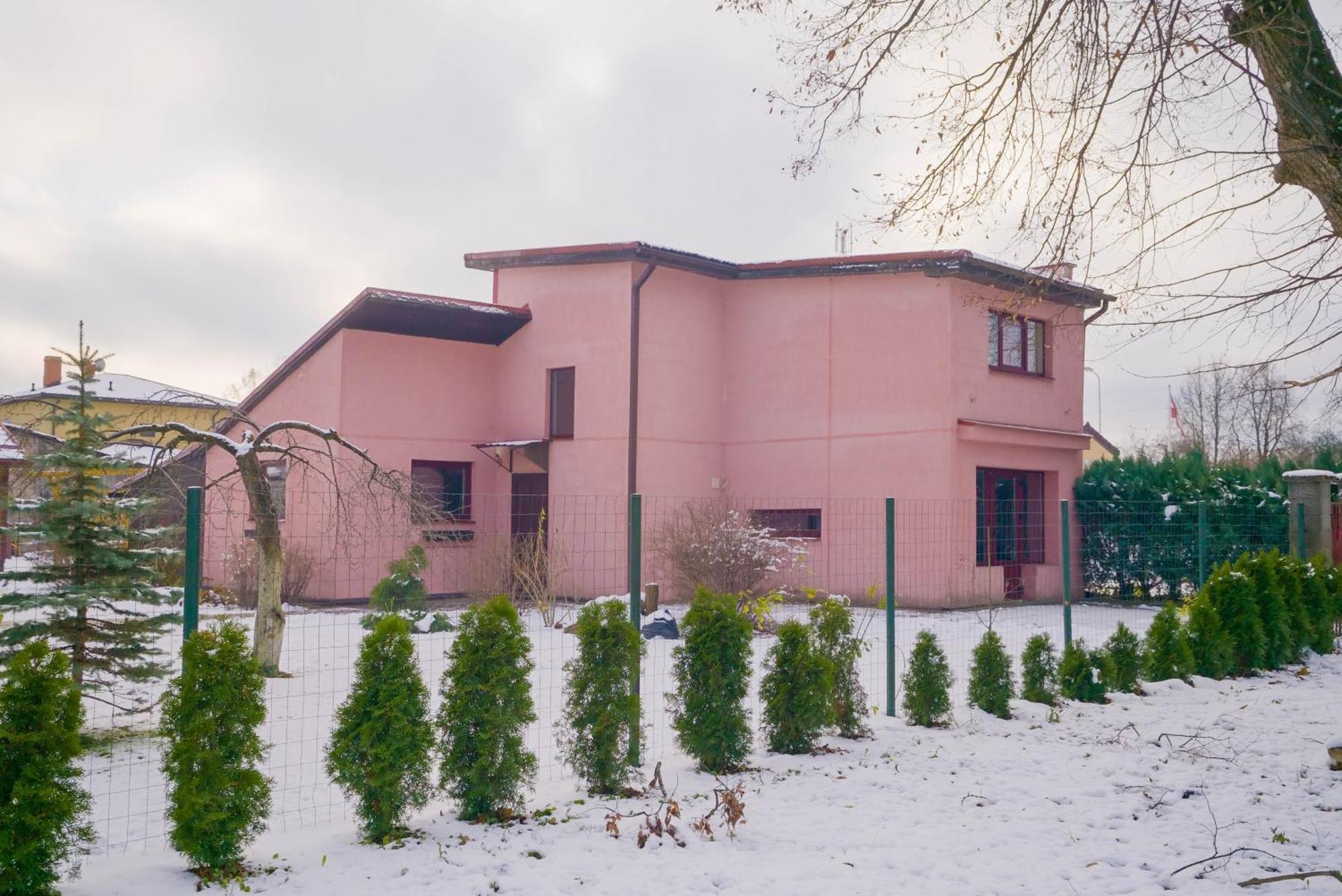 Getaway House Near Arboretum Botanical Garden Ogre Exterior photo